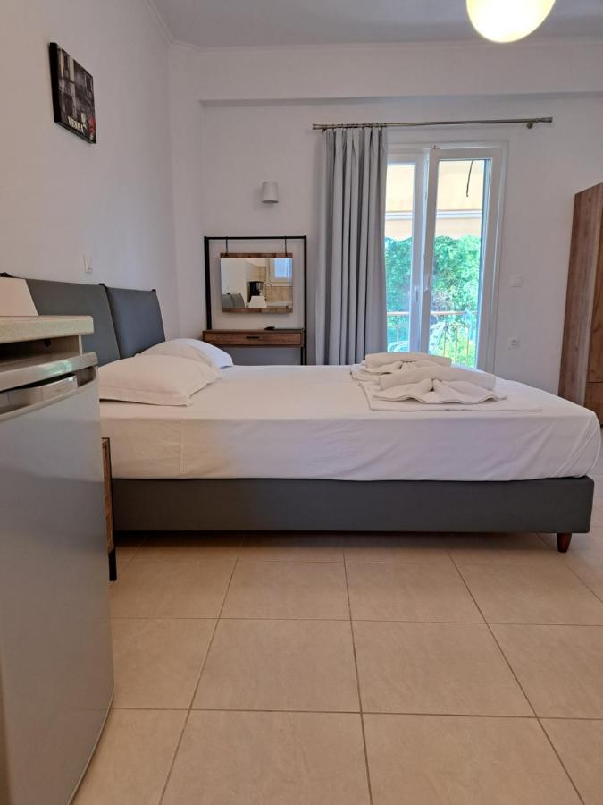 Athineon Hotel Nidrí Kültér fotó