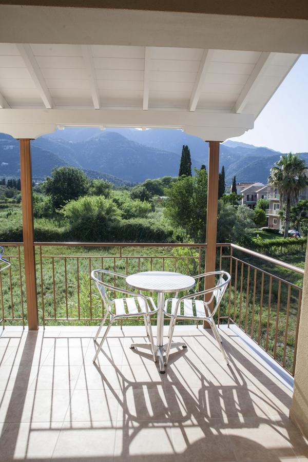 Athineon Hotel Nidrí Kültér fotó